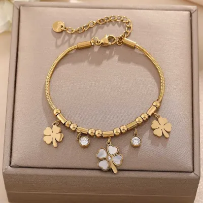 Trendy Gold Plated Heart Shaped Four Leaf Design Bracelet 